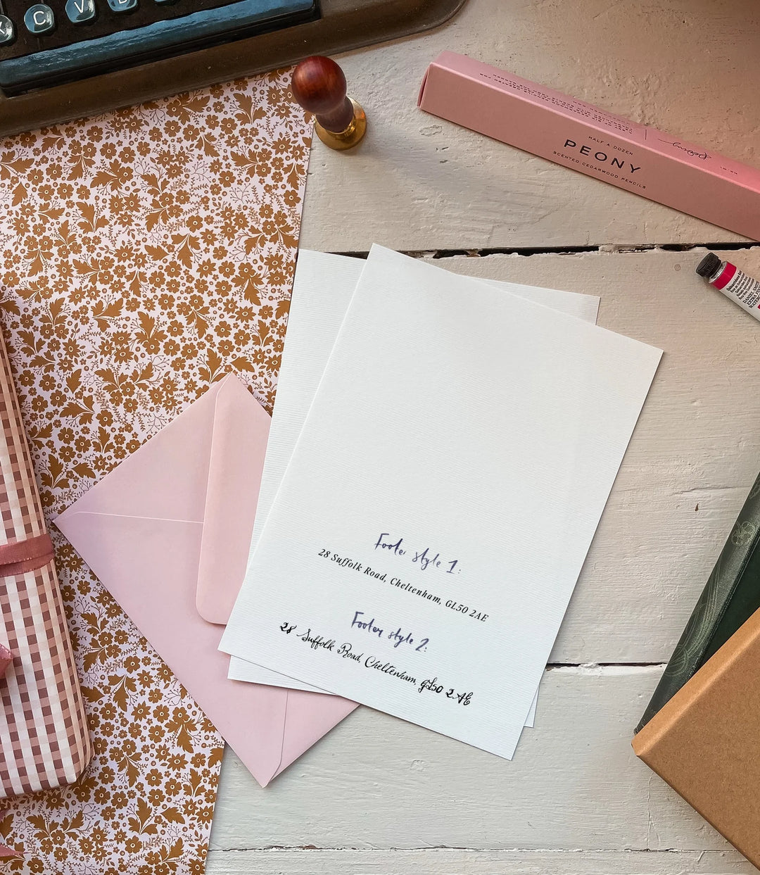 THE WAVERLY PERSONALISED WRITING SET (PINK)